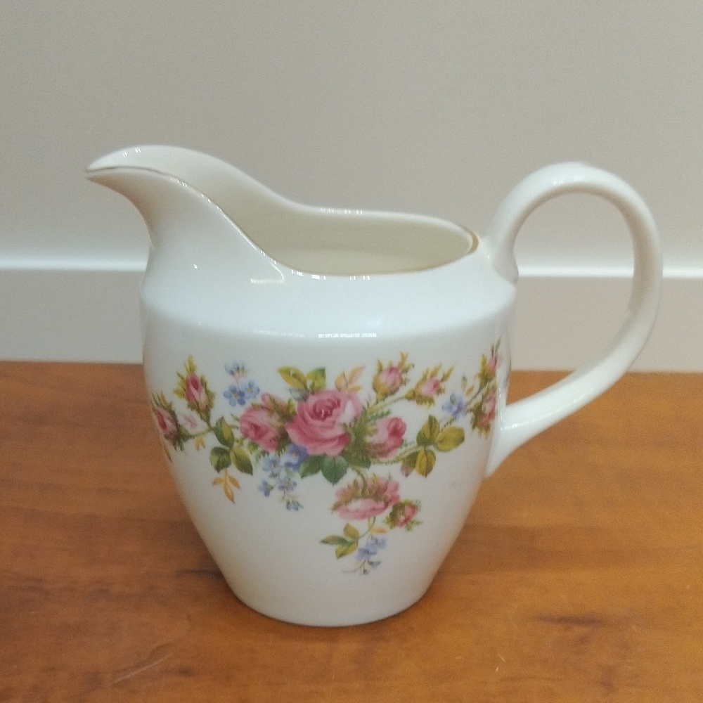 Vintage Royal Vale Fine China Creamer 1996 Made In England